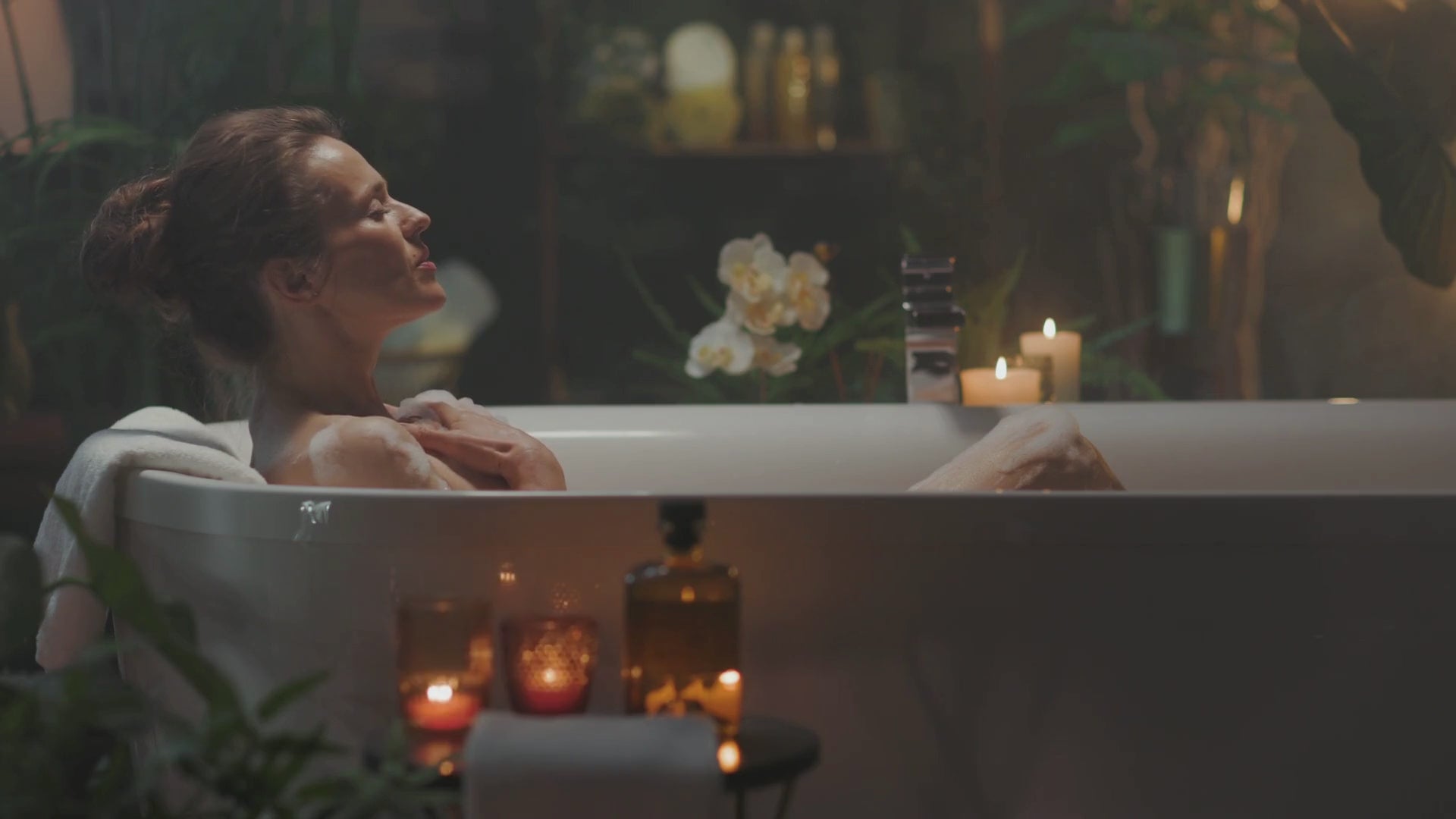 Luxury spa gift box ritual for New Year self-care